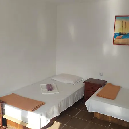 Krimski Gasthuis 3*